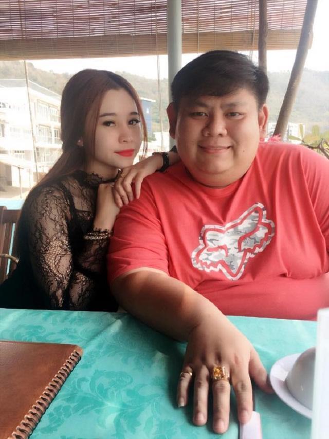 现实版$现实版的“美女与野兽”,谁说世界上没有真爱的?