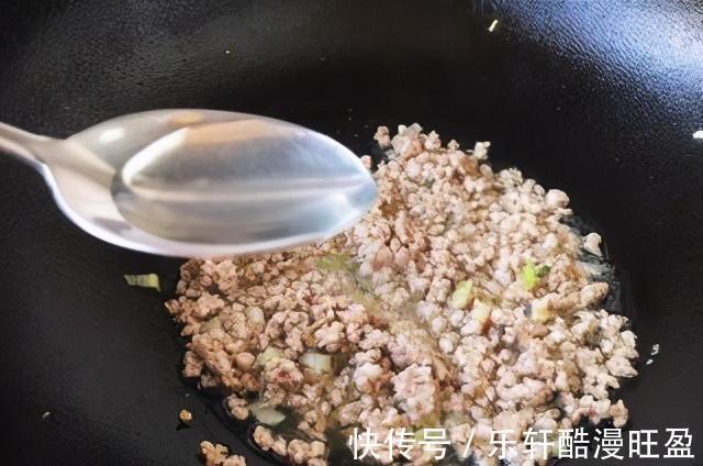 应季菜|下饭菜少不了它，味道鲜美，好吃到跳起来