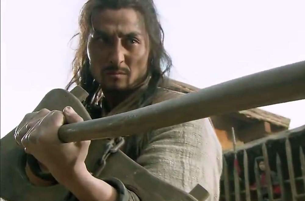 四大名著&林冲一生悲剧根源:杀了一个本该放的人,放了一个本该杀的人