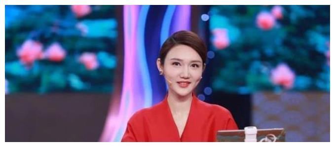 古诗词|她凭什么“顶替”董卿主持《中国诗词大会》？董卿的答复令人沉默