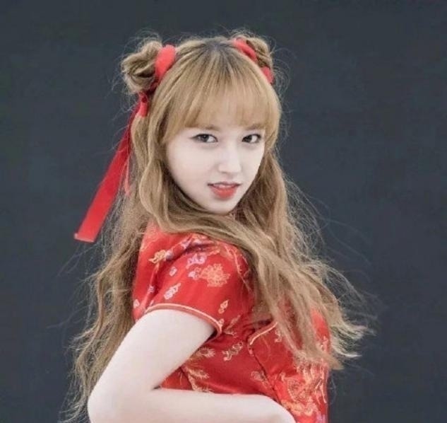 马尾辫 别再披头散发了,今秋流行这3种“扎发发型”,简单自然易上手