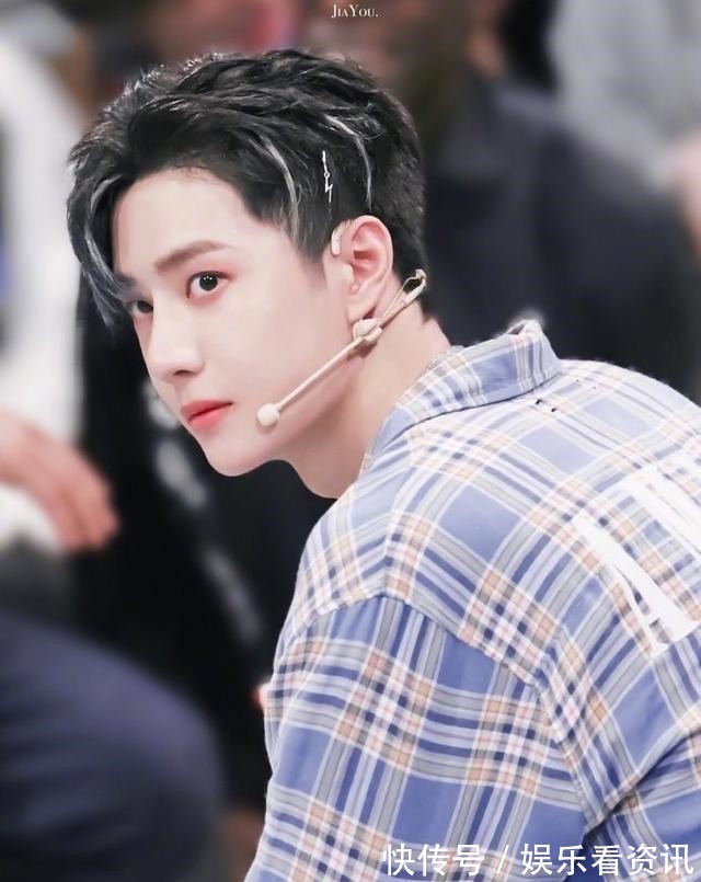 裝睡|王一博演牙醫(yī)暴露五官比例，說是整容也毫不為過