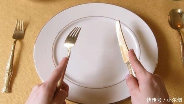 食物|美国人解释我们没有整天吃炸鸡汉堡,一日三餐是在吃这些食物