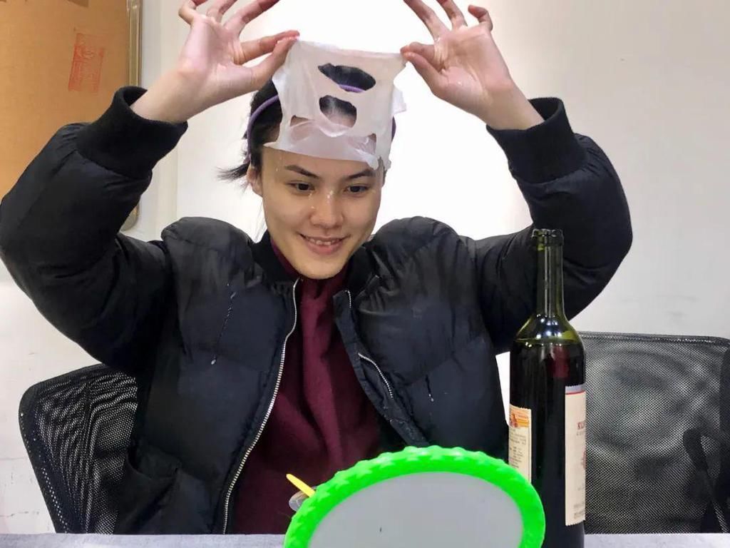 博主|跟着小红书博主做自制面膜,我脸没了