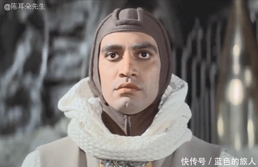 诺娃 未来地球被人猿占领,地下藏着变异人类,双方展开激烈交战