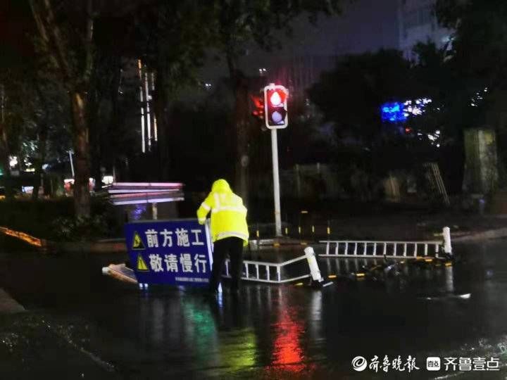 菏泽|全员夜战“烟花”，菏泽交警筑牢道路安全屏障