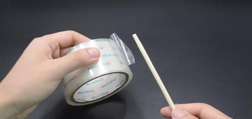 透明胶带上放一根筷子,真是厉害了,好多人还不清楚,都看看吧