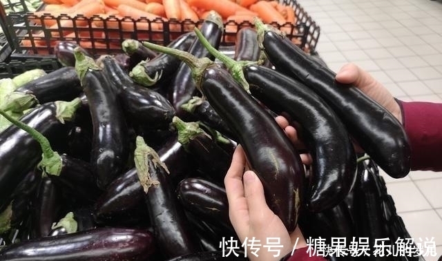 包子|买茄子选直的还是弯的?老菜农:别挑错,其中一种不好吃还浪费钱
