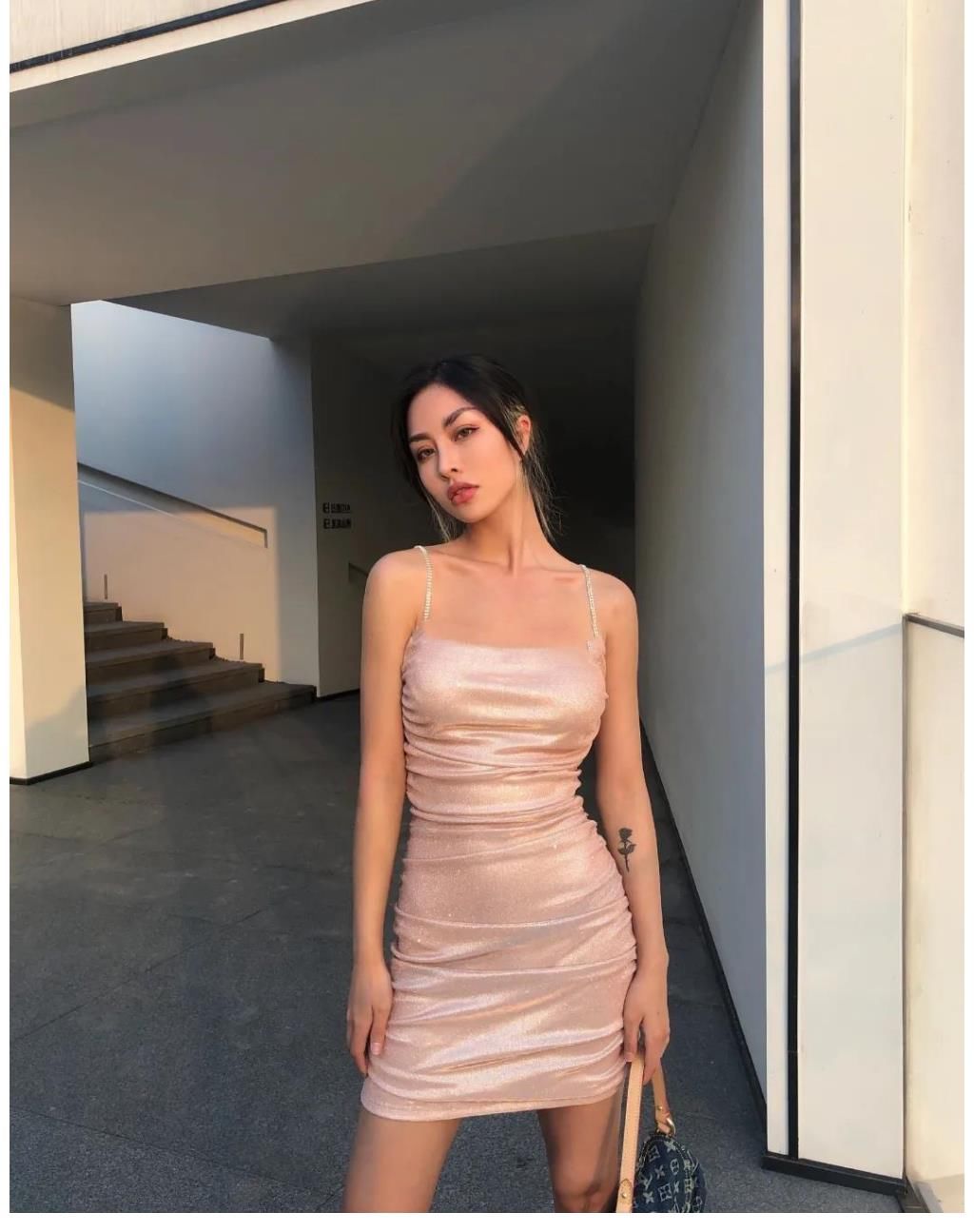 美女|22岁重庆健身美女，靠健身打造完美身材，你觉得美吗？