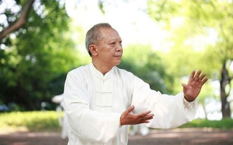 排便|男性年过60岁，每天5件事若还能完成，说明身体素质好