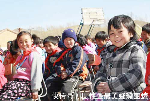 宝妈|有“聪明相”的孩子,大多面部有这4个特征,家长就偷着乐吧