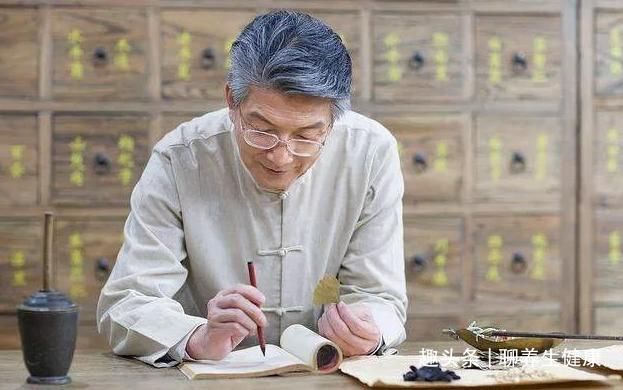 坐骨神经|一个神奇的食疗方!一周3次,腰不疼了,腿不疼了,坐骨神经好了