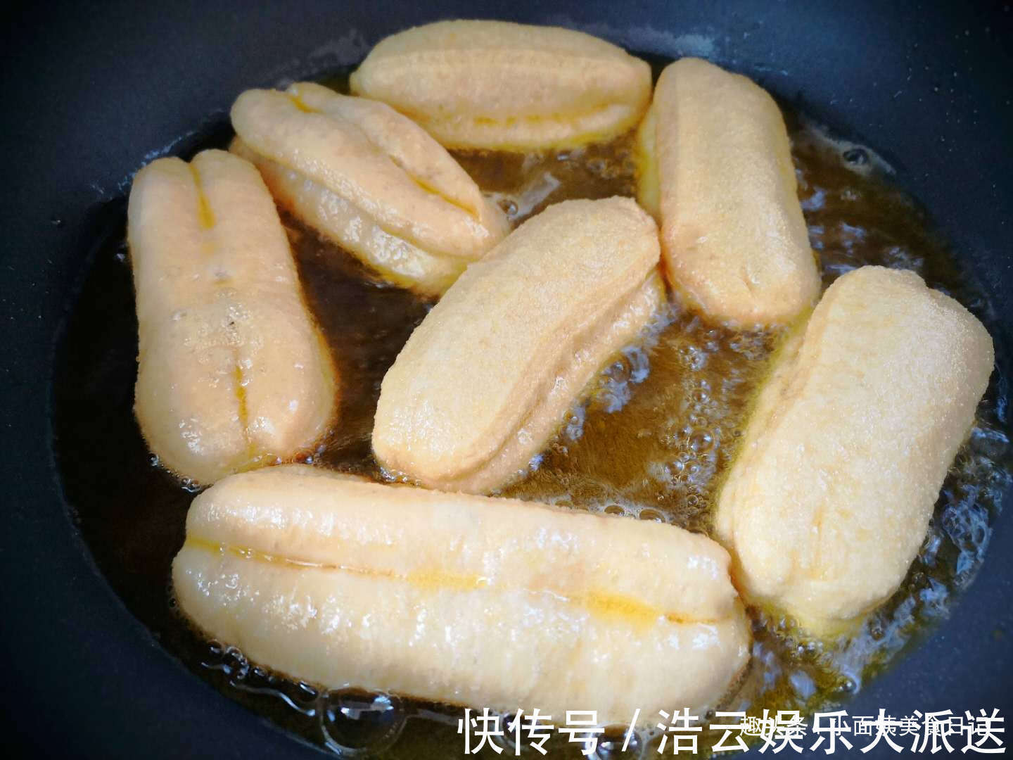 小苏打|炸油条用泡打粉、小苏打全错，油条店老板教你正确做法，金黄酥脆