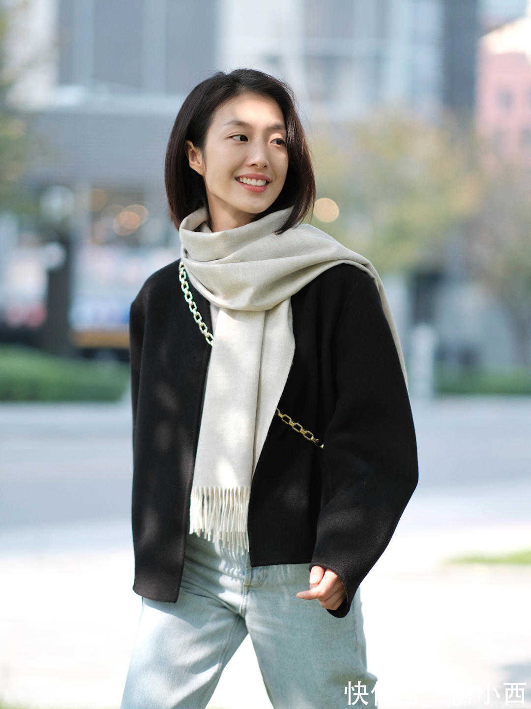 毛呢外套 奔三奔四的女人别穿得太廉价,入冬get这件毛呢外套,优雅又贵气