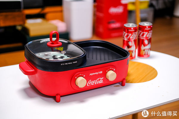 电火锅|九阳不粘涮烤一体机测评：1400W分区独立控温，品牌联名一定贵？