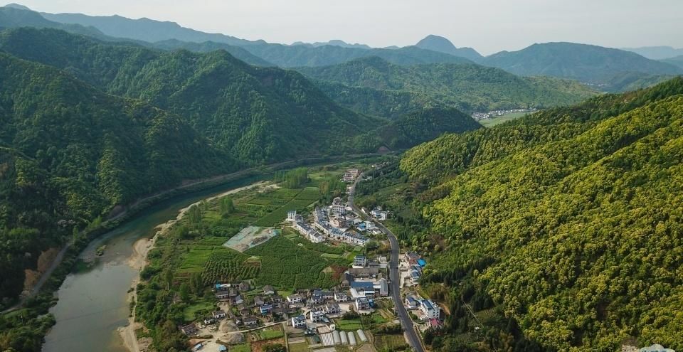 山乡|皖南山区一个古老而又美丽的山村，世界公认的中国原生态最美山乡