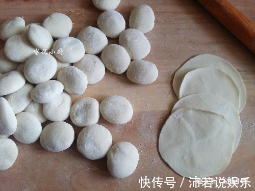 春季特有菜，不做饺子太可惜，香润多汁还不油，1周5顿吃不够