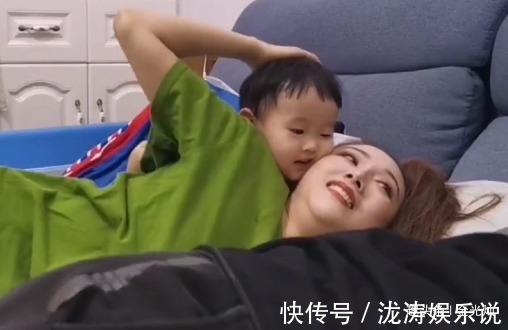 夫妇|“超腻歪夫妇”合伙套路娃火了,有纹身也没用,干不过穿尿不湿的