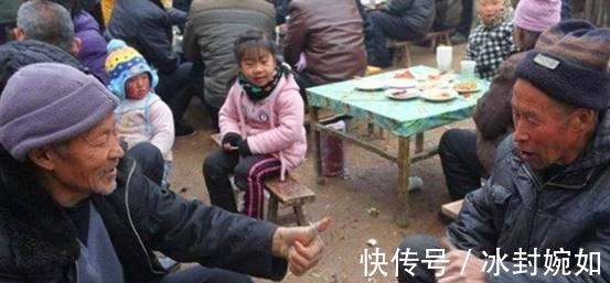 |沙雕动画,搞笑:到学校我上打校长,下打同学,结果悲剧了