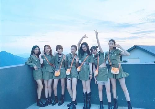 硬糖 硬糖少女队长将会是谁呼声最高的不是希林也不是赵粤,而是她