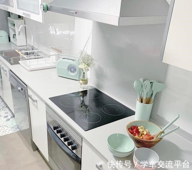 全屋|瑞士女主在中国的家,简单清爽的家居场面令人向往,这布置太治愈!