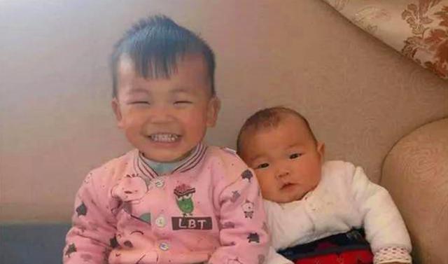 小刘|6岁男孩总爱偷穿妹妹的裙子,父母带去医院,检查结果让父母落泪