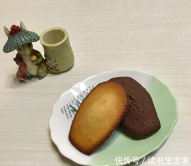 这款费南雪蛋糕，材料简单容易上手，香味浓郁，外焦内软，很好吃