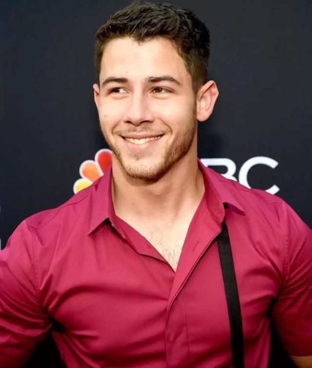 齐刘海 男生们,找对发型比找对女朋友还重要颜值从60到80没问题