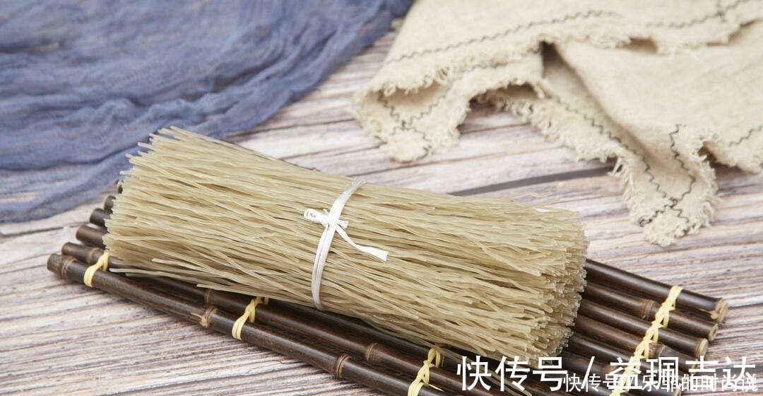 如何辨别真假红薯粉条教你3招,轻松分辨,再也不怕买到假货了