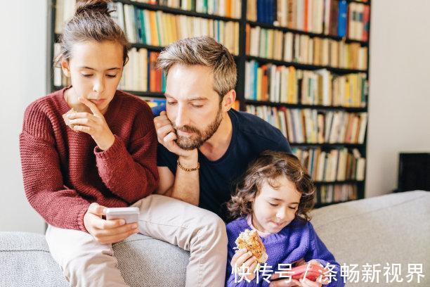 坏习惯|孩子睡觉时有这几个''坏习惯'',长大难长高个,父母别不当回事