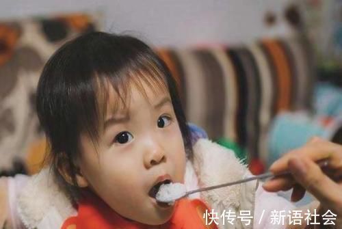 大人饭|有种辅食叫“大人饭”,吃太早会养出胖墩宝宝,过度喂养不得不防