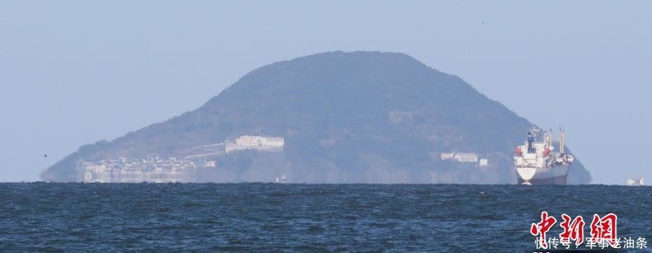 日本福冈现神奇景色 岛屿如漂浮海面