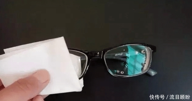  眼镜布竟然不是用来擦眼镜的！我们错了好多年……