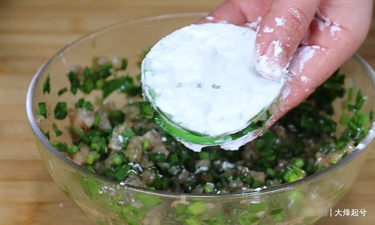 天冷要多吃萝卜，教你新吃法，不炒不炖不用腌制，上桌瞬间扫光