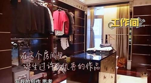 巫啟賢|走進(jìn)巫啟賢現(xiàn)實(shí)的家，住著獨(dú)棟的豪宅，平時(shí)在家還親自做飯吃