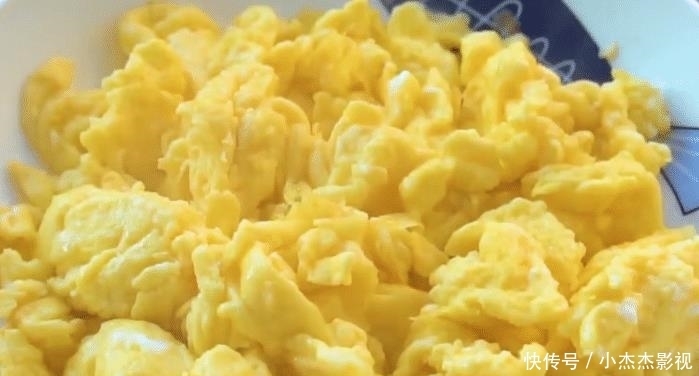 简单|简单好吃的红肠炒鸡蛋,烹饪简单,营养美味,孩子特爱吃的家常菜