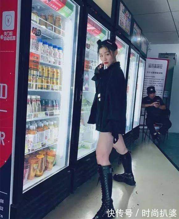 小蛮腰 金靖高美商让人服气!穿国货礼服让人惊喜,遇上满场女星也不输阵