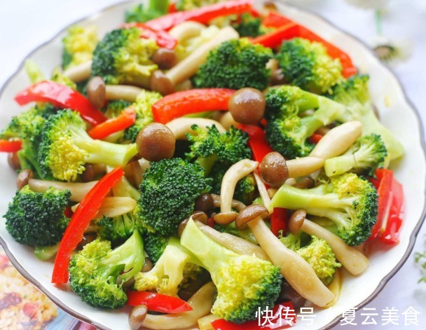 营养价值|炒西兰花，别直接下锅焯水！再加一步，西兰花软嫩入味，营养高！