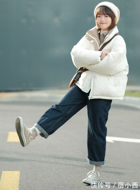 时髦 身高不足158cm怎么穿羽绒服?看下面这4套look,显高显瘦又时髦