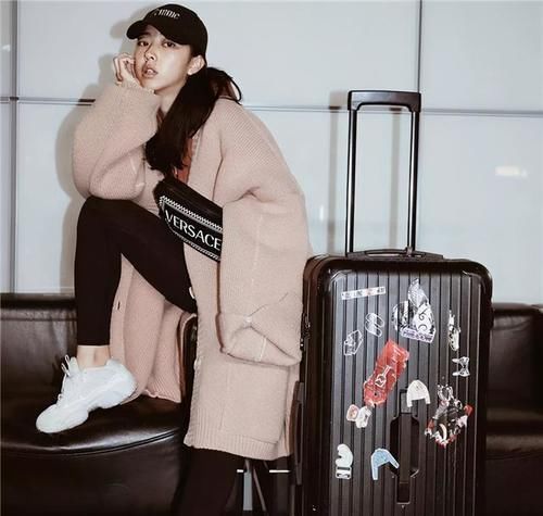 不懂米色，请不要随便穿！深度剖析“它的配色”，教你会穿显高级