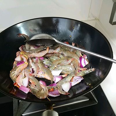 洋葱|青椒爆鲜虾