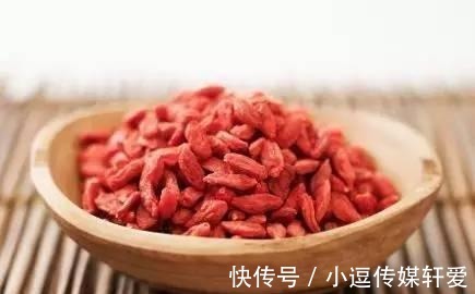 枸杞|“枸杞”搭一物抗衰老, 胜过吃唐僧肉