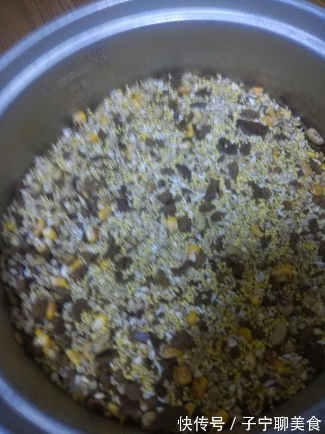 自制酒米窝料,野钓基本没空军,需要的钓友拿走