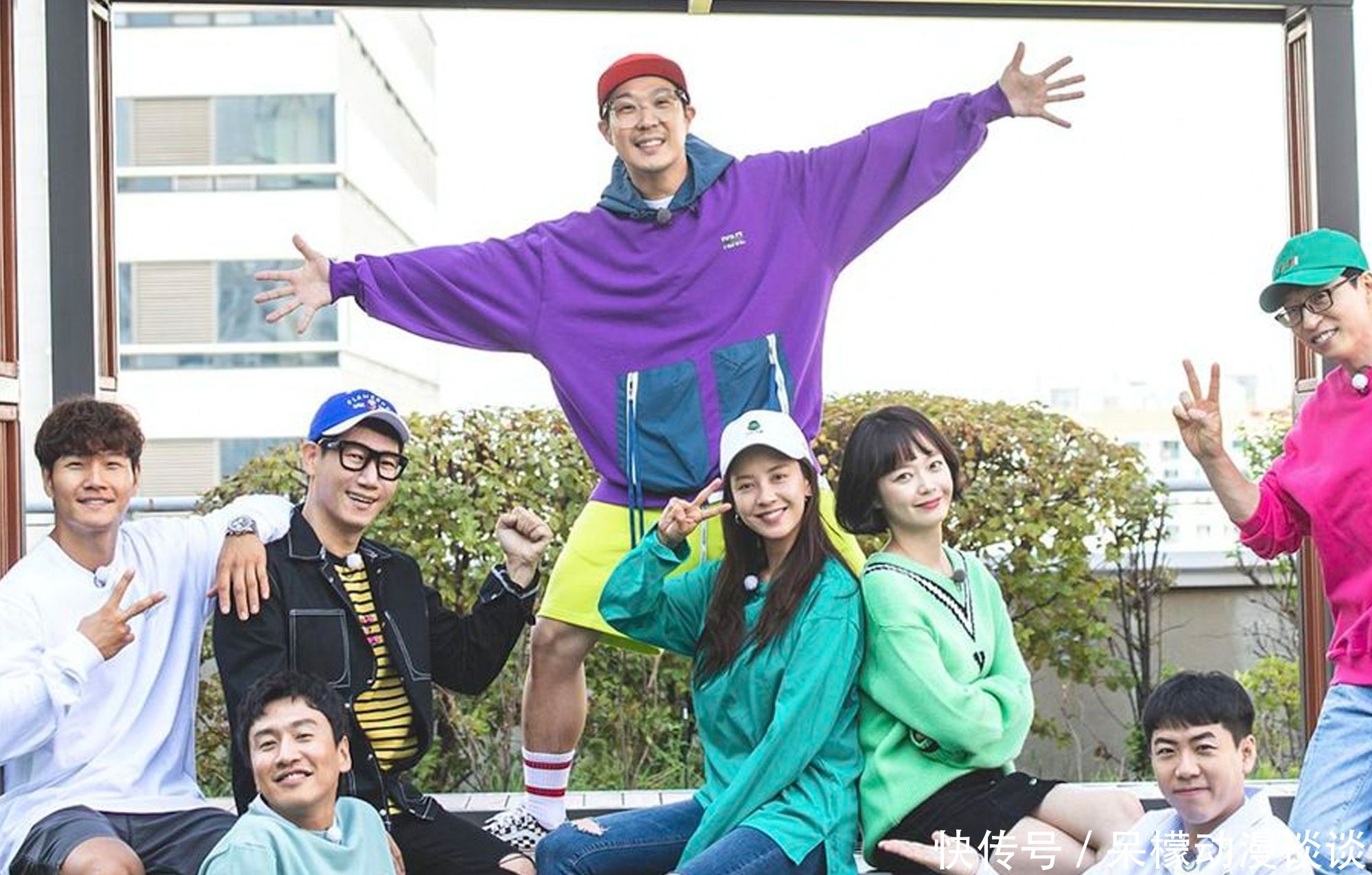 running m妈妈暖心送气球 为李光洙应援