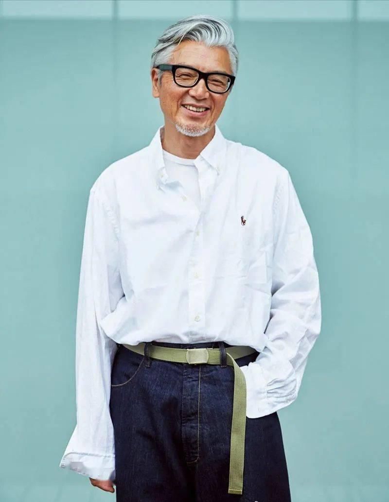 有时尚感的人太吸睛了！这位50+的大叔，穿出了20+的潮酷