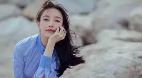 黄皮女生如何美白