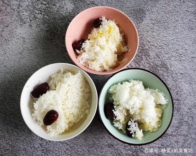 老爸来串门，我准备了几道菜，花钱少吃得香，朋友好吃才是王道