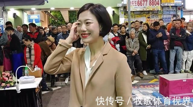 星光大道的冠军，曾登央视春晚，1年后却沦为街头卖唱