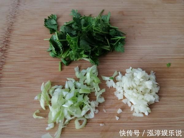 入适量|比面馆好吃百倍的酸汤面,5分钟就搞定,连汤汁都不剩!