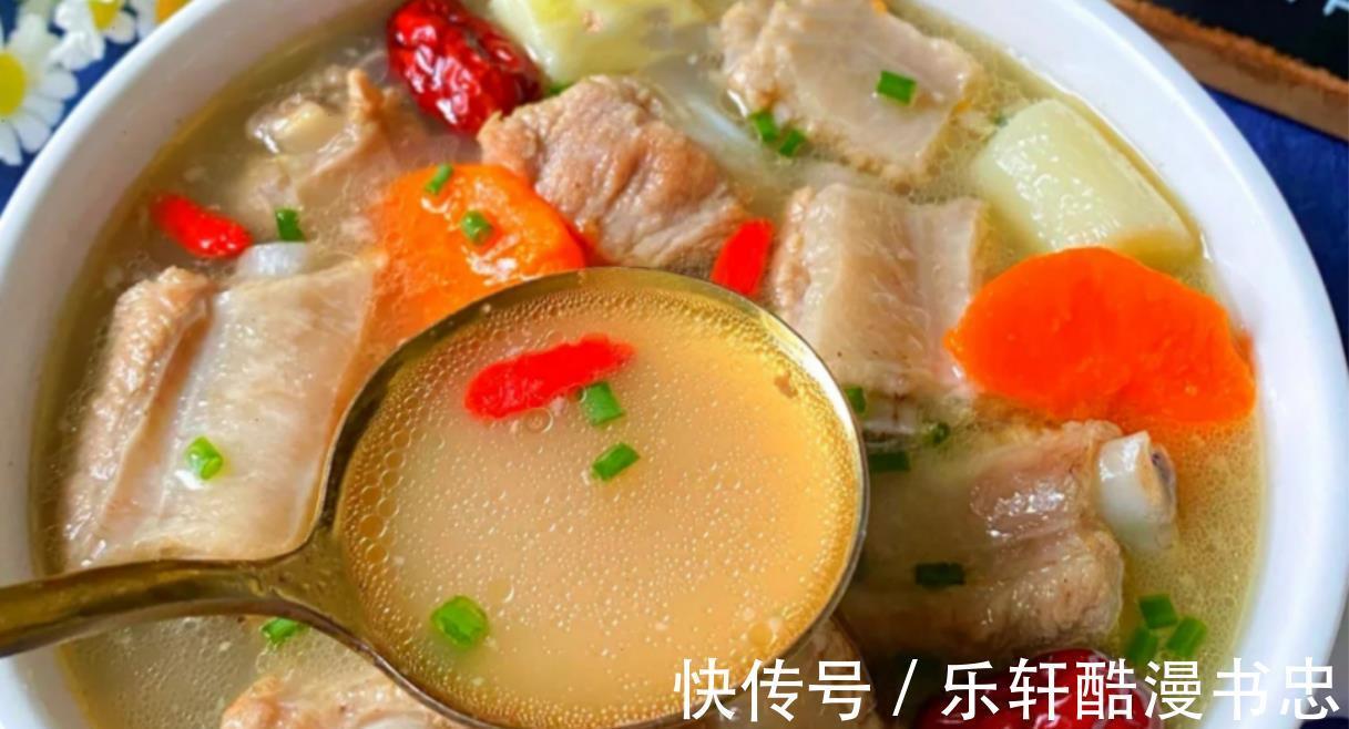 天气转冷，鸡汤鸭汤靠边站，多给家人喝这汤，暖身暖胃一天都舒坦